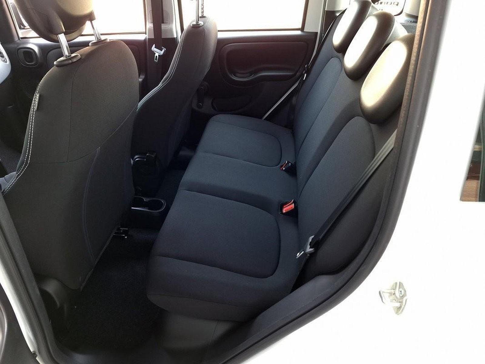 12 - Fiat Pandina 1.0 firefly hybrid 65cv icon s&s 5p.ti