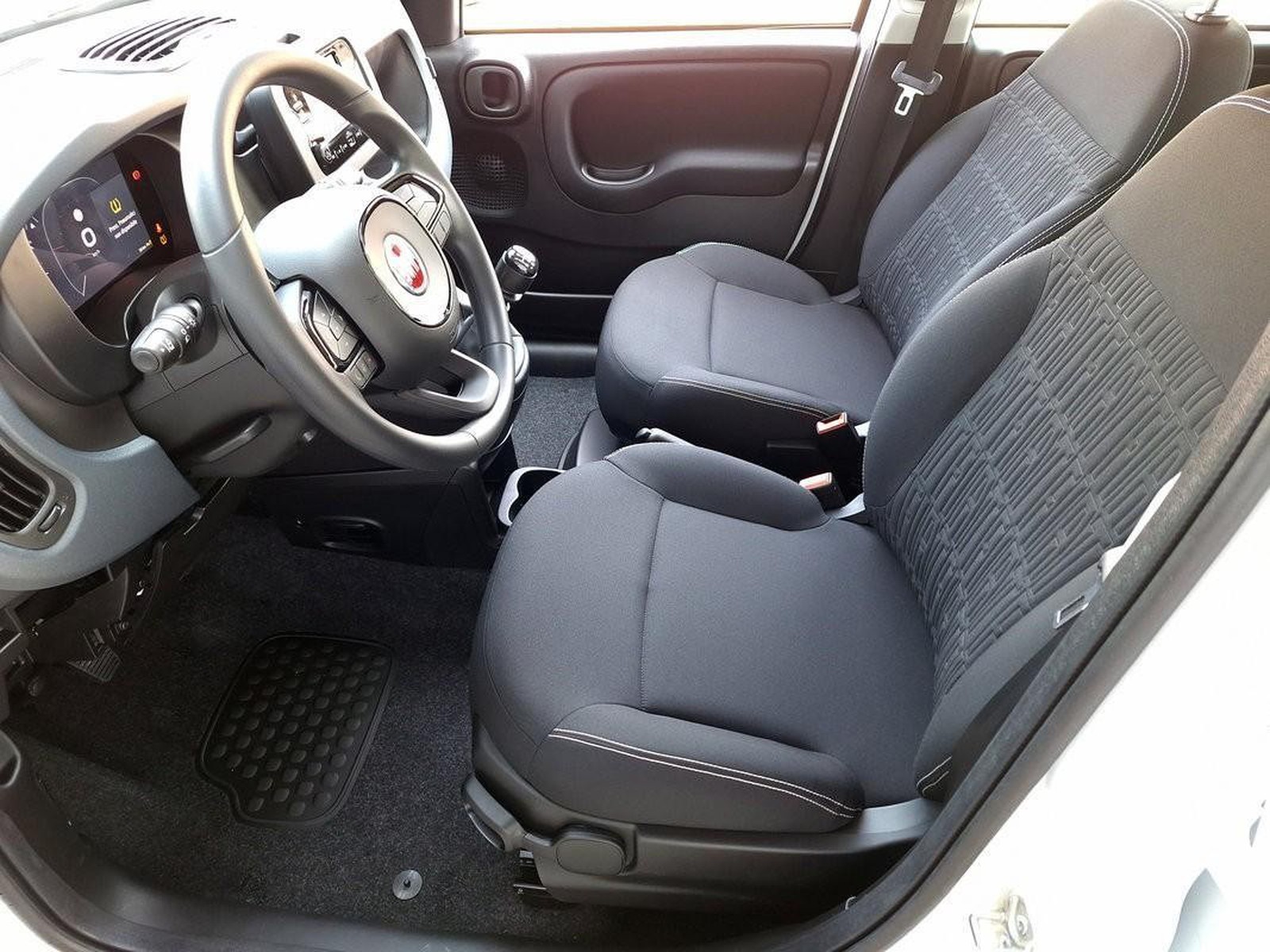 11 - Fiat Pandina 1.0 firefly hybrid 65cv icon s&s 5p.ti