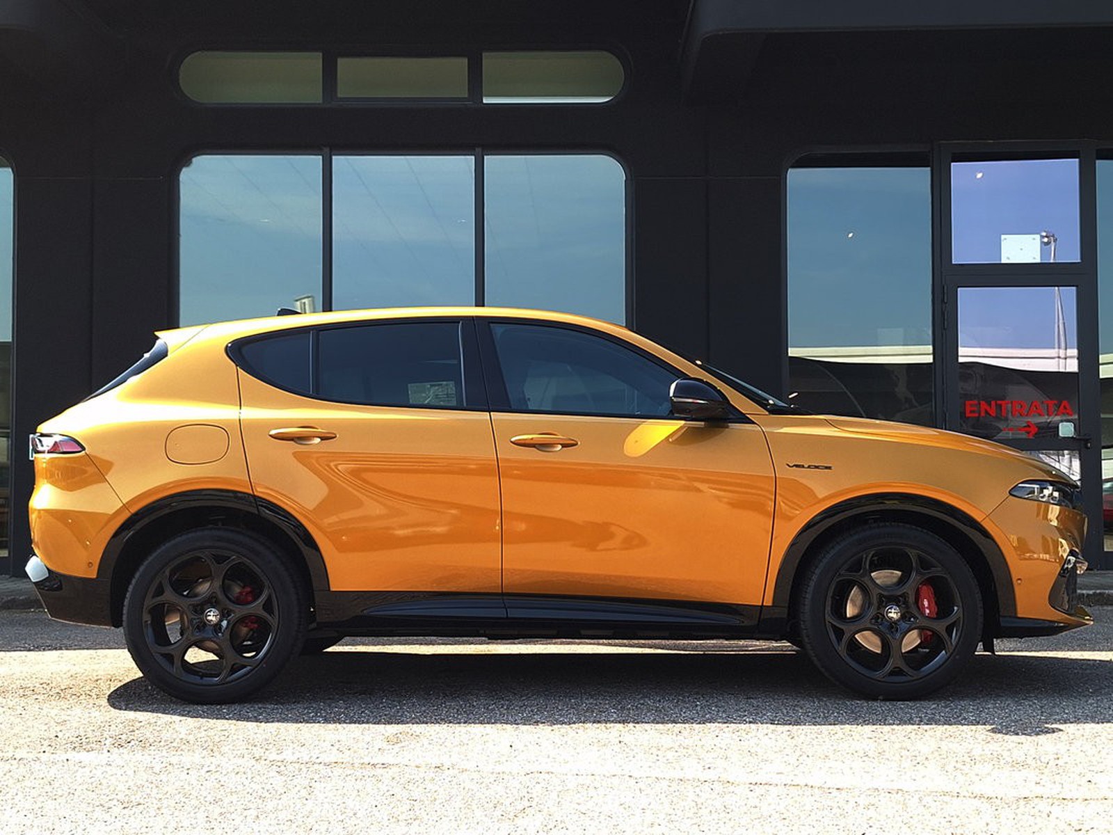4 - Alfa Romeo Tonale 1.5 hybrid 175cv veloce tct7