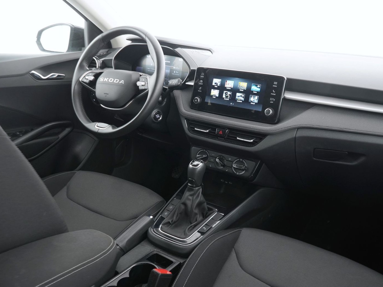 6 - Skoda Fabia 1.0 tsi 95cv 130 edition