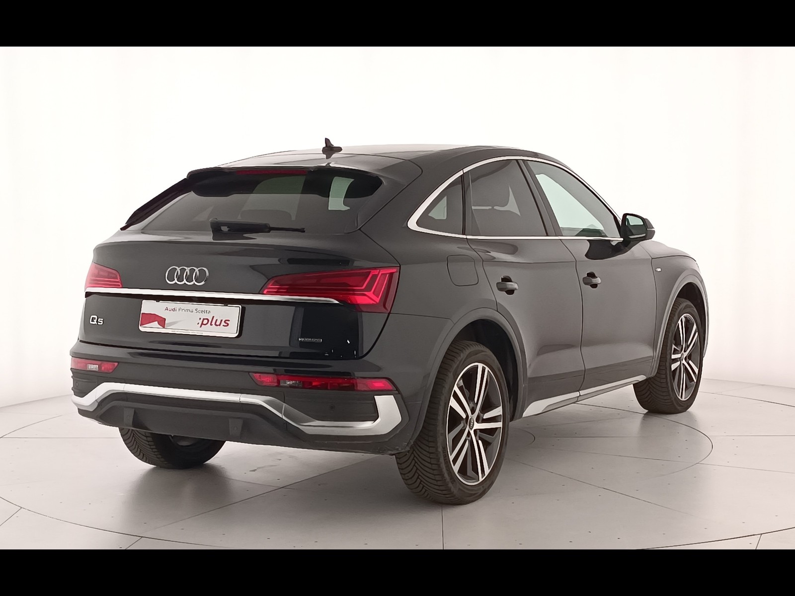 2 - Audi Q5 sportback 40 2.0 tdi mhev 12v s line plus quattro s tronic