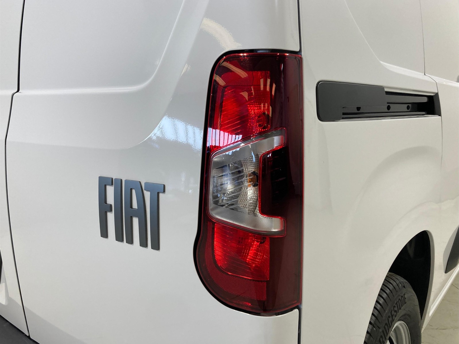 20 - Fiat Professional Doblò Van M 1.5 Diesel 100 Cv Manuale