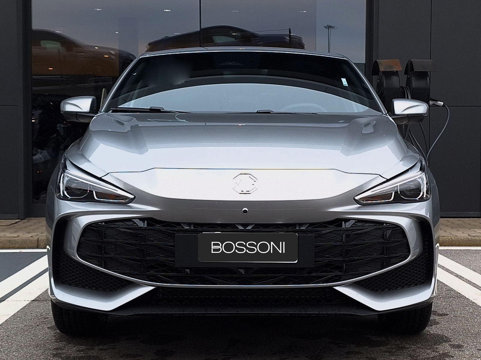 2 - Mg MG3 1.5 hybrid+ luxury