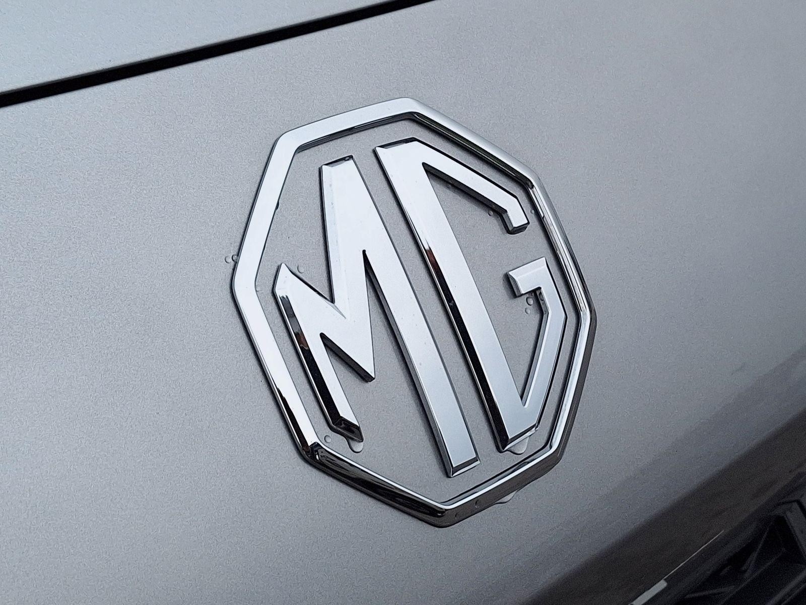 24 - Mg MG3 1.5 hybrid+ luxury