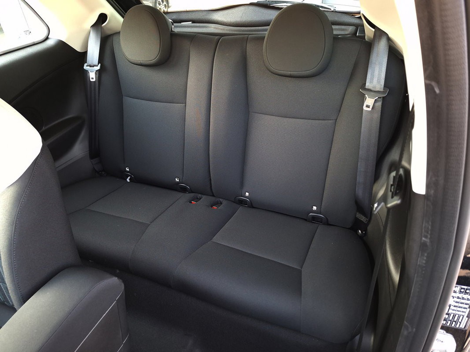 11 - Fiat 500 1.0 hybrid icon