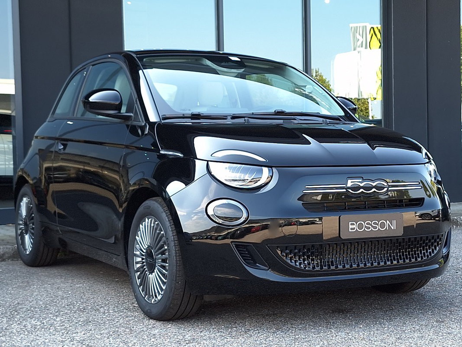 3 - Fiat 500 1.0 hybrid icon