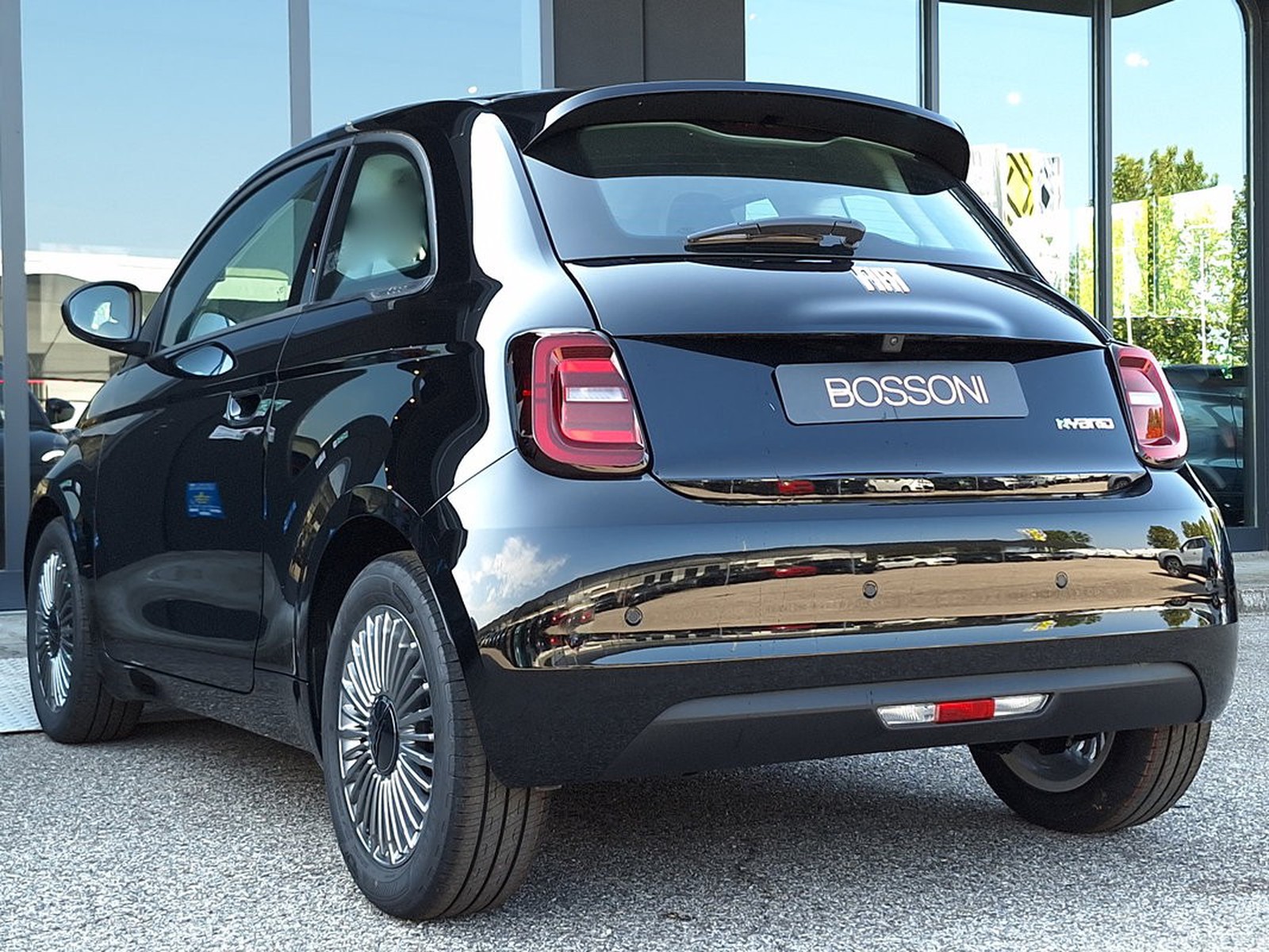6 - Fiat 500 1.0 hybrid icon