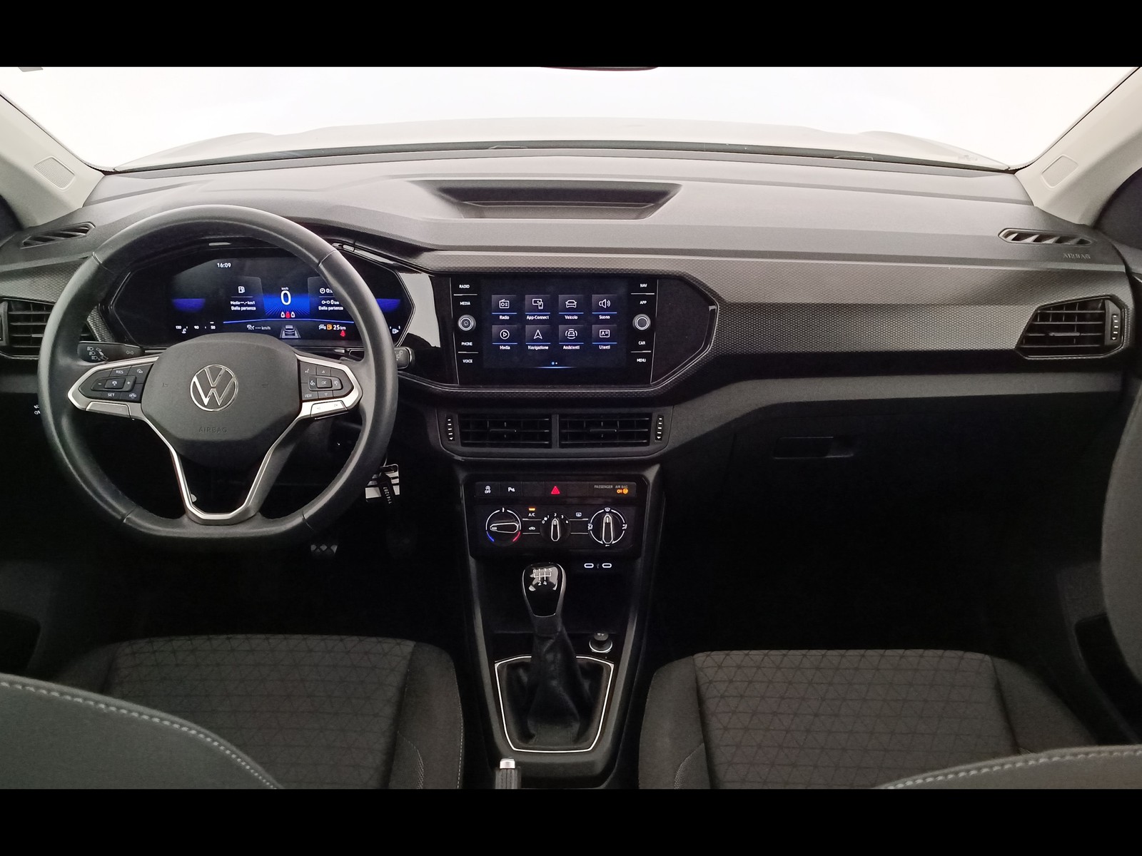 3 - Volkswagen T-Cross 1.0 tsi 95cv style