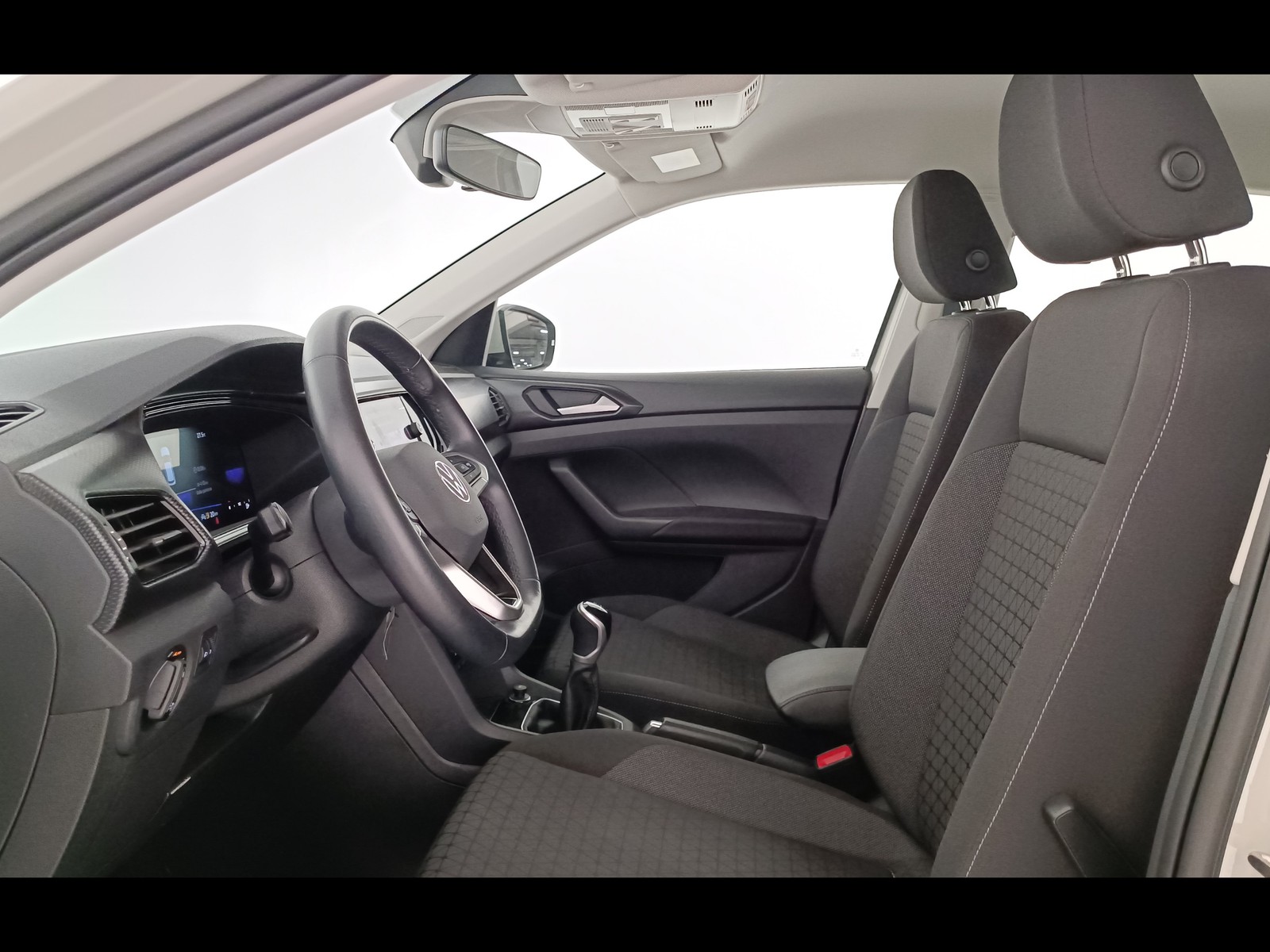 26 - Volkswagen T-Cross 1.0 tsi 95cv style