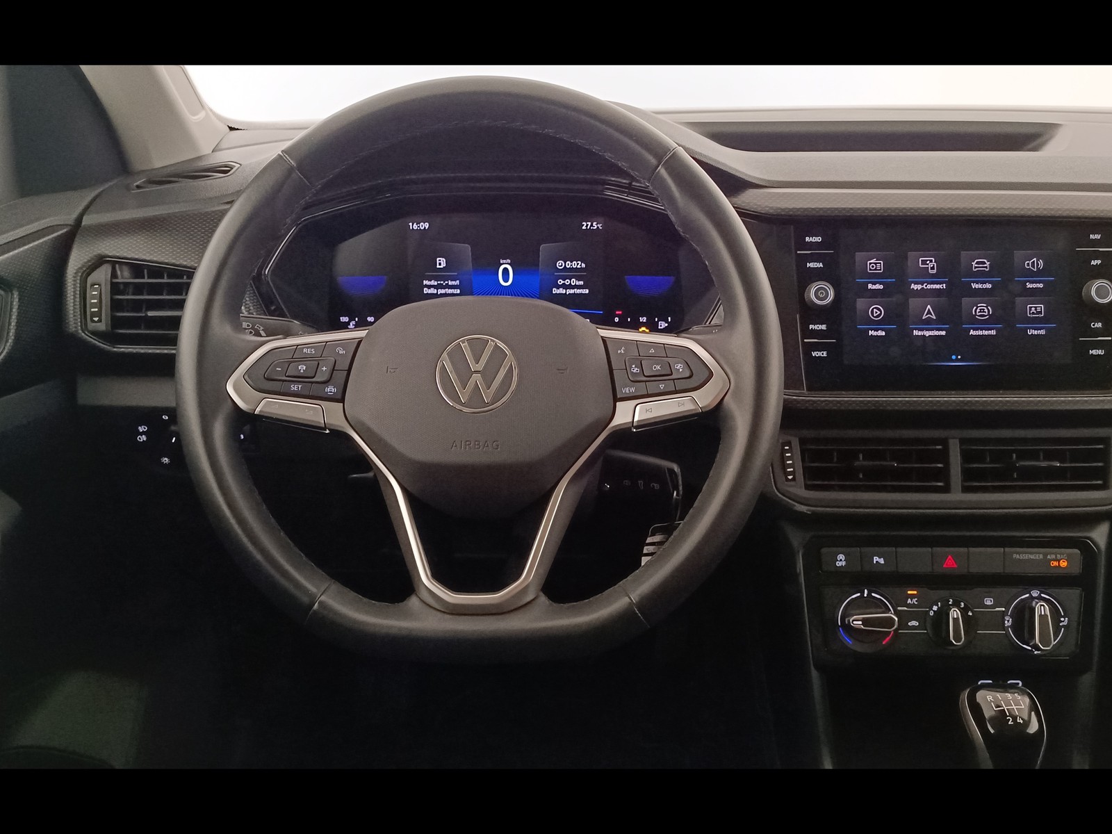 4 - Volkswagen T-Cross 1.0 tsi 95cv style