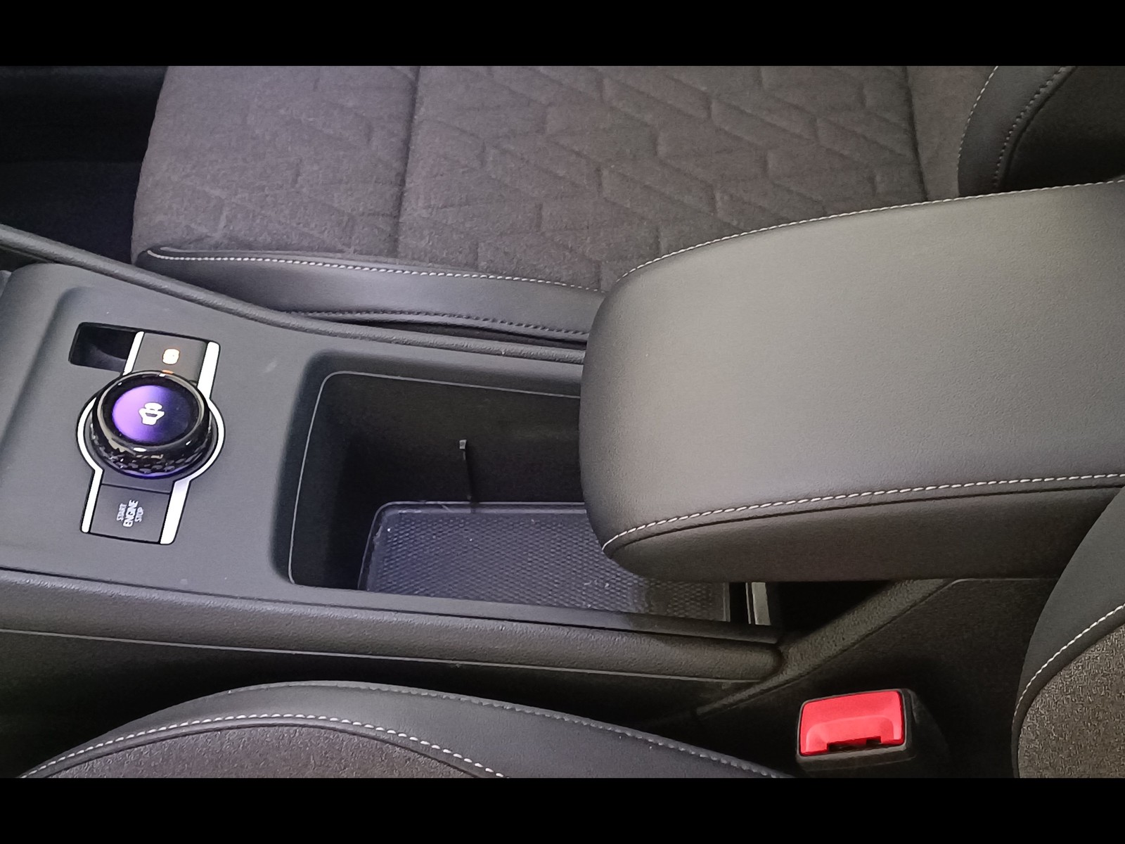 22 - Volkswagen Tiguan 2.0 tdi scr 150cv life dsg