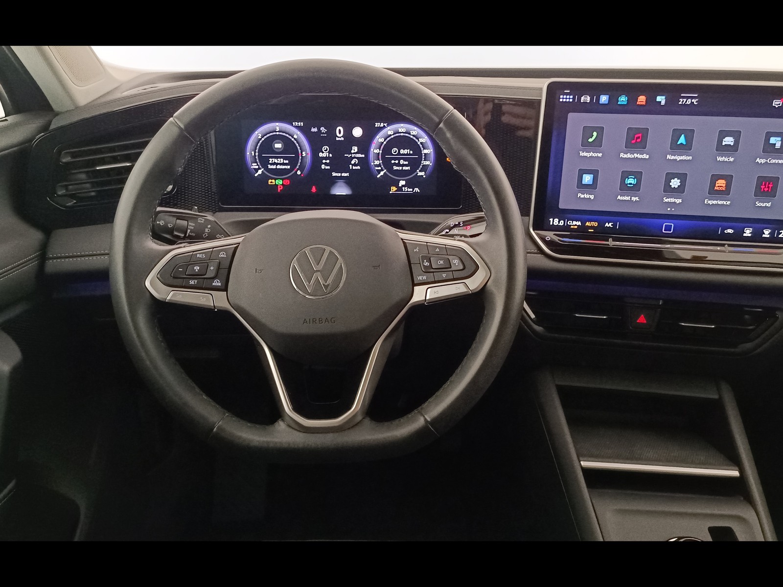 4 - Volkswagen Tiguan 2.0 tdi scr 150cv life dsg