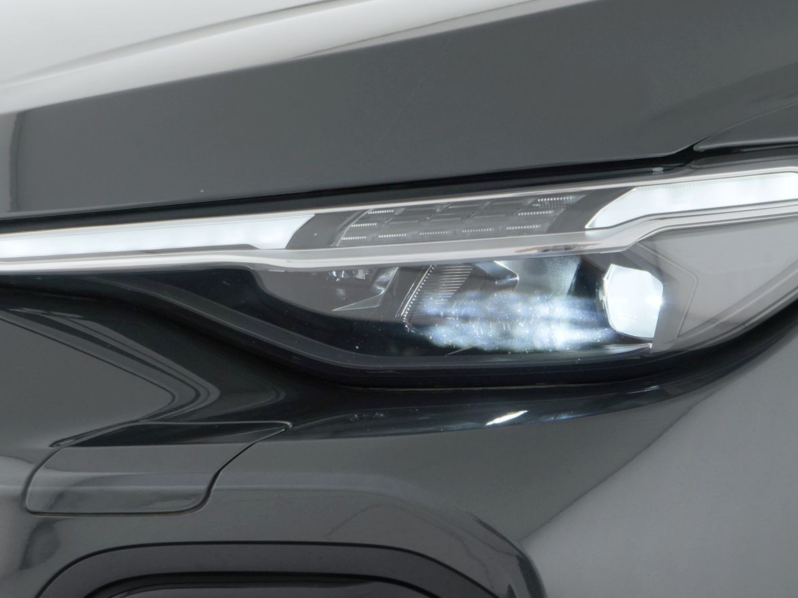 6 - Audi Q5 2.0 tdi mhev+ 204cv launch edition one quattro s tronic