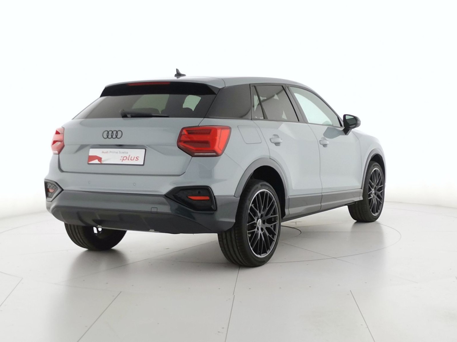 2 - Audi Q2 30 1.0 tfsi 116cv business advanced