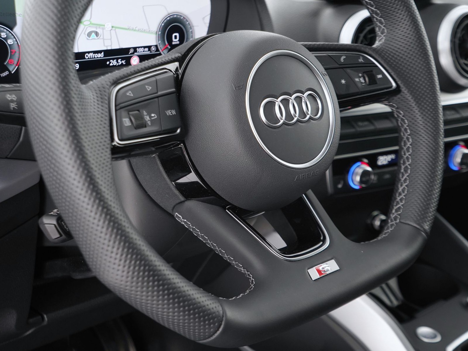 24 - Audi Q2 30 1.0 tfsi 116cv business advanced