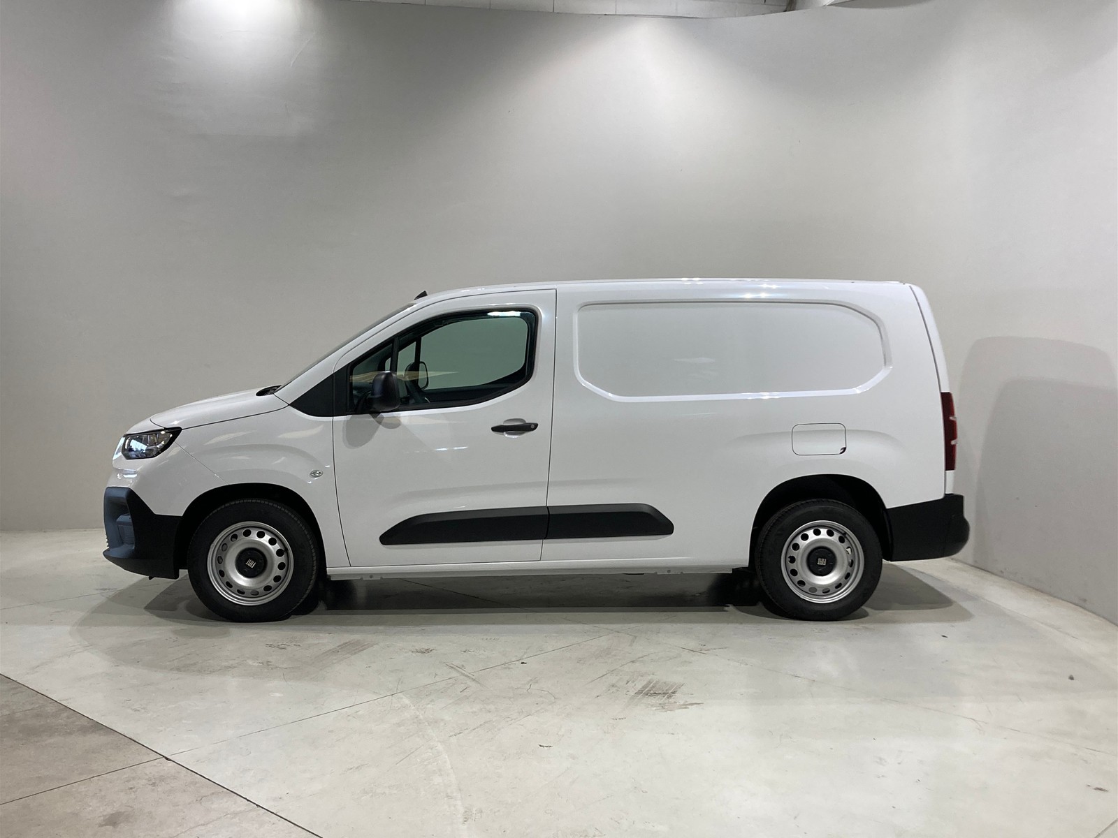 6 - Fiat Professional Doblò van xl 1.5 diesel 100cv city pro