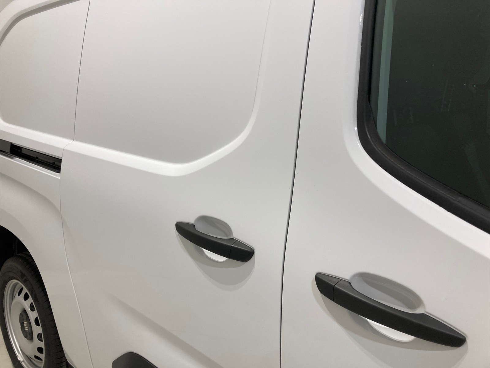 8 - Fiat Professional Doblò van xl 1.5 diesel 100cv city pro