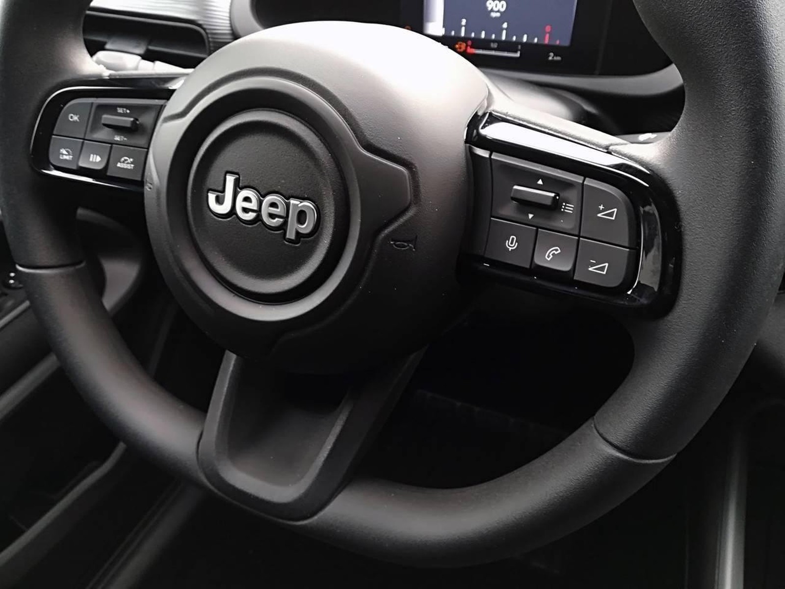 15 - Jeep Avenger 1.2 turbo 100cv longitude fwd