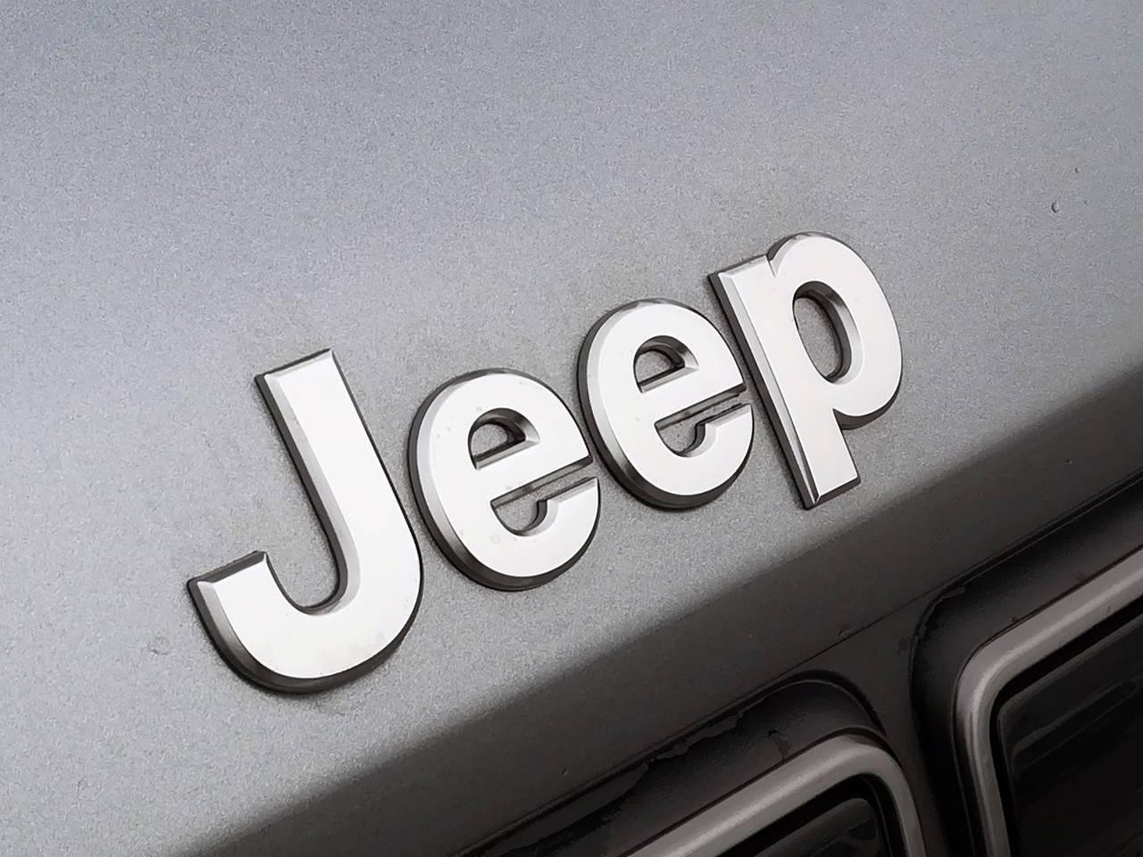 23 - Jeep Avenger 1.2 turbo 100cv longitude fwd