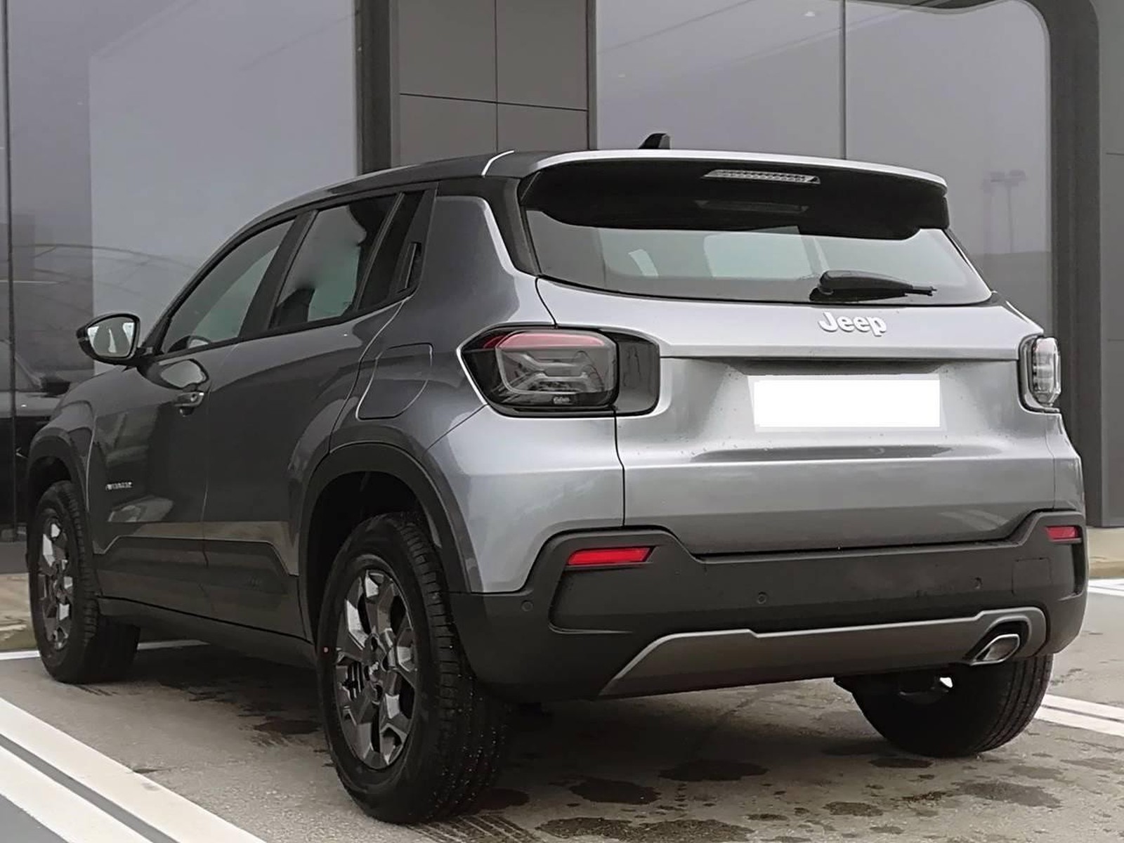 5 - Jeep Avenger 1.2 turbo 100cv longitude fwd