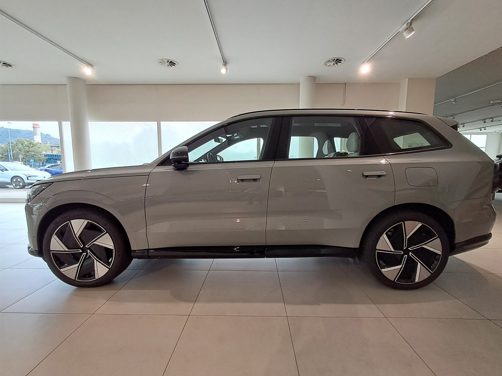 2 - Volvo EX90 twin motor ultra awd edt