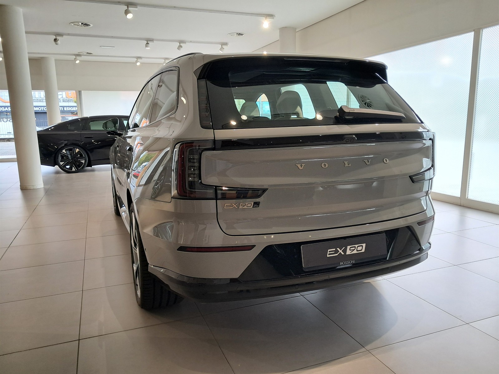 3 - Volvo EX90 twin motor ultra awd edt