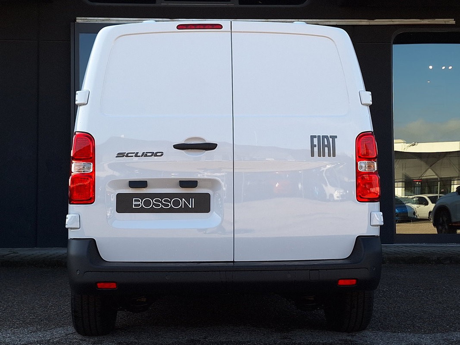 5 - Fiat Professional Scudo Serie 3 Van M 1.5Diesel 120 Cv Manuale