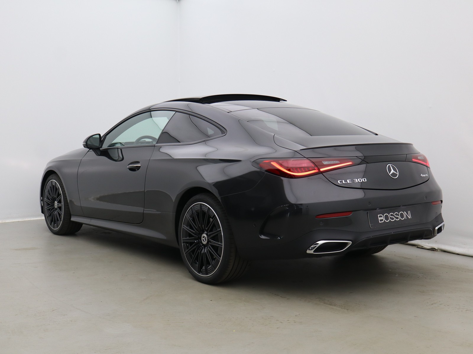 5 - Mercedes CLE coupe 300 amg line premium 4matic 9g-tronic plus