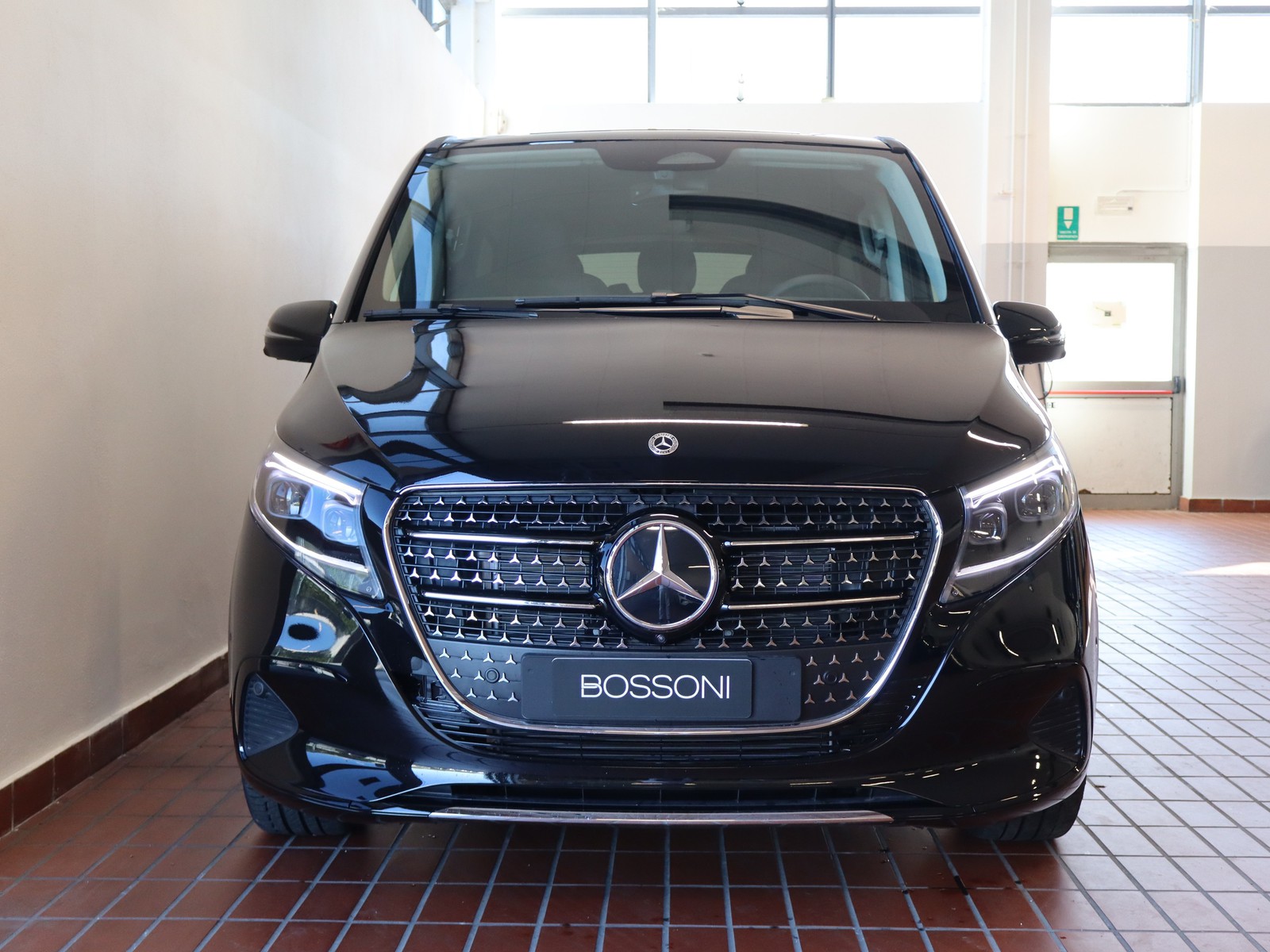 2 - Mercedes Vans Classe V V 250 d AVANTGARDE Extralong