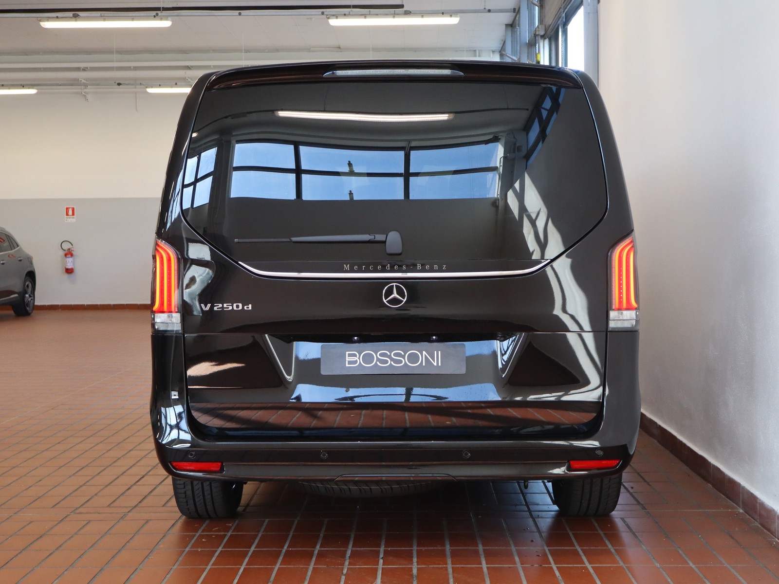 5 - Mercedes Vans Classe V V 250 d AVANTGARDE Extralong