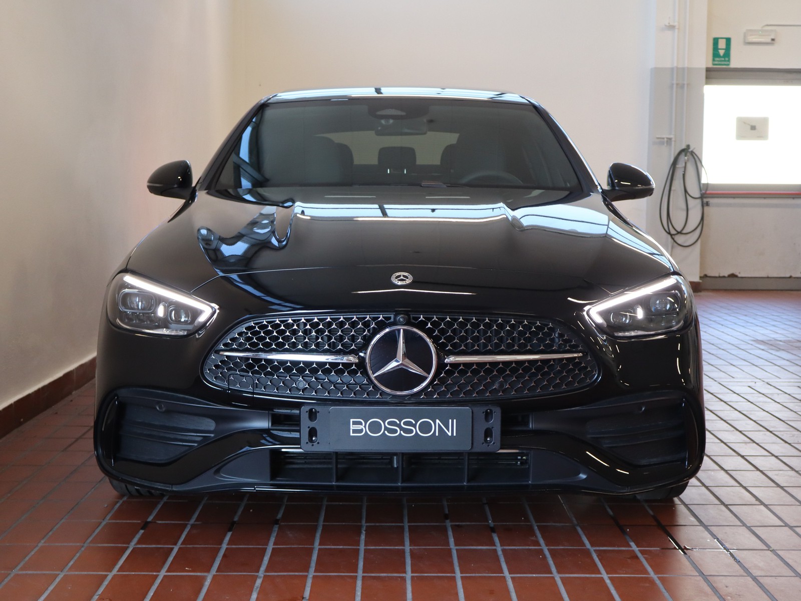 2 - Mercedes Classe C berlina 300 d mild hybrid amg line premium 4matic 9g-tronic