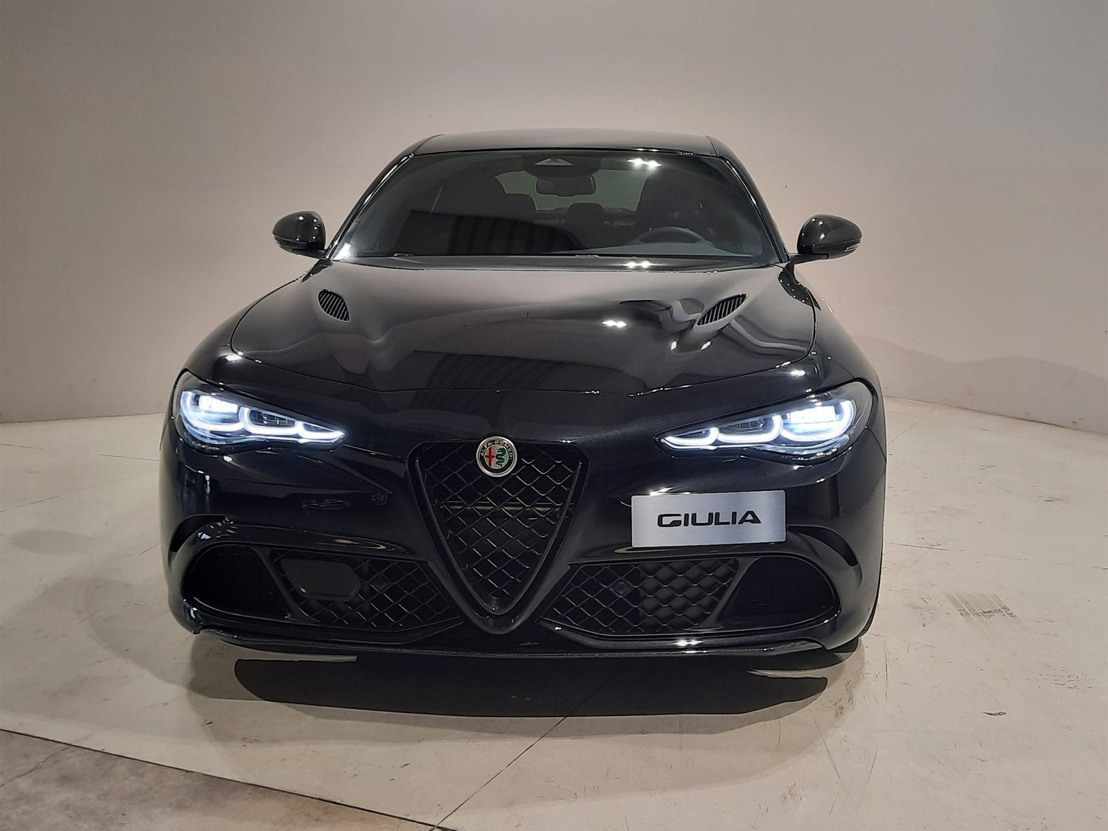 2 - Alfa Romeo Giulia 2.9 v6 520cv quadrifoglio super sport at8