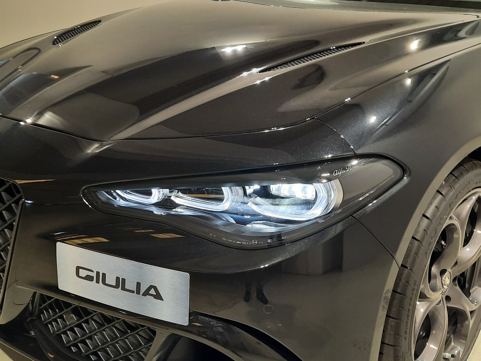 24 - Alfa Romeo Giulia 2.9 v6 520cv quadrifoglio super sport at8