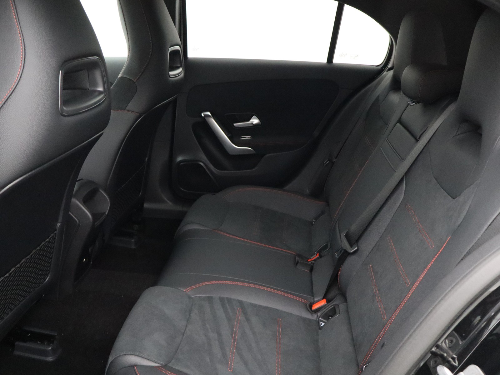 8 - Mercedes Classe A 180 d amg line extra speedshift dct amg 8g