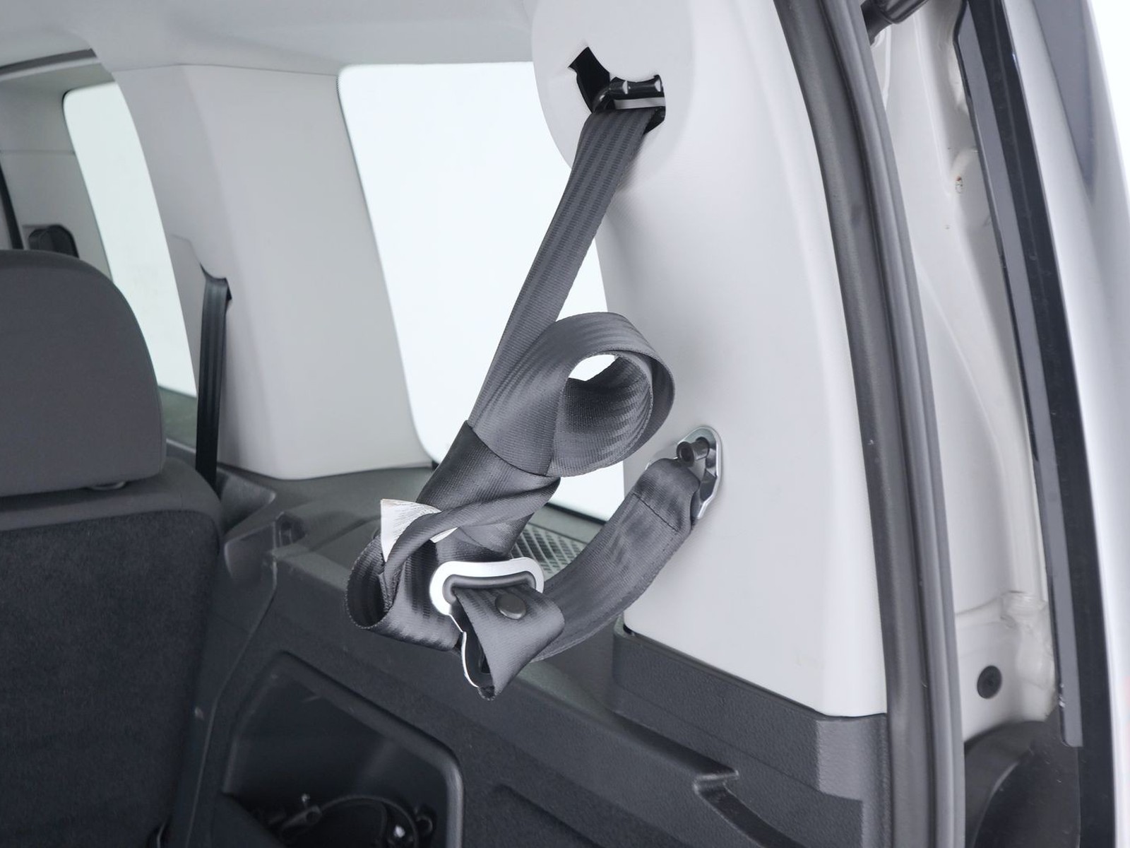 4 - Volkswagen VIC Caddy 1.5 tsi 114cv style