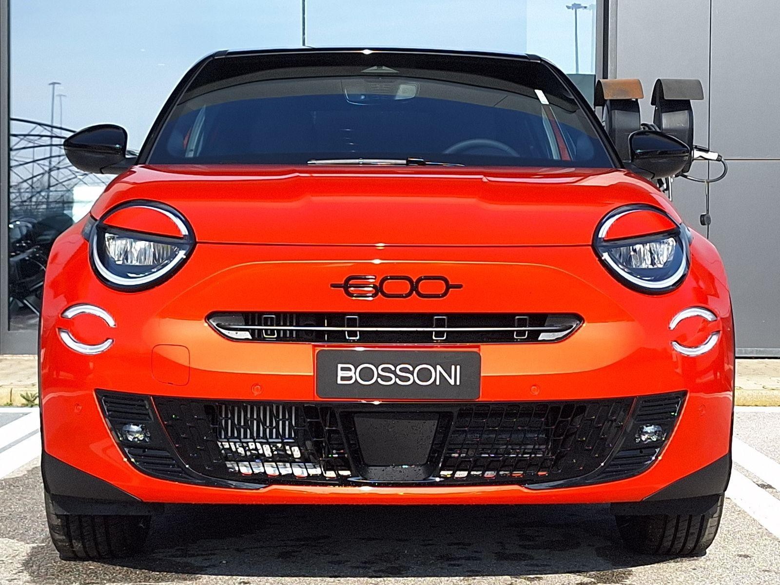 2 - Fiat 600 1.2 hybrid 110cv sport edizione milano cortina 2026 edct