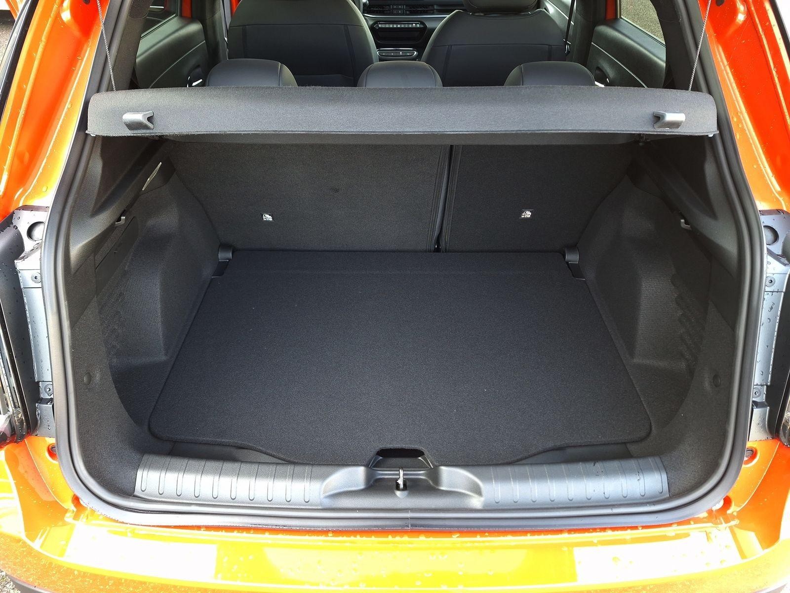 6 - Fiat 600 1.2 hybrid 110cv sport edizione milano cortina 2026 edct