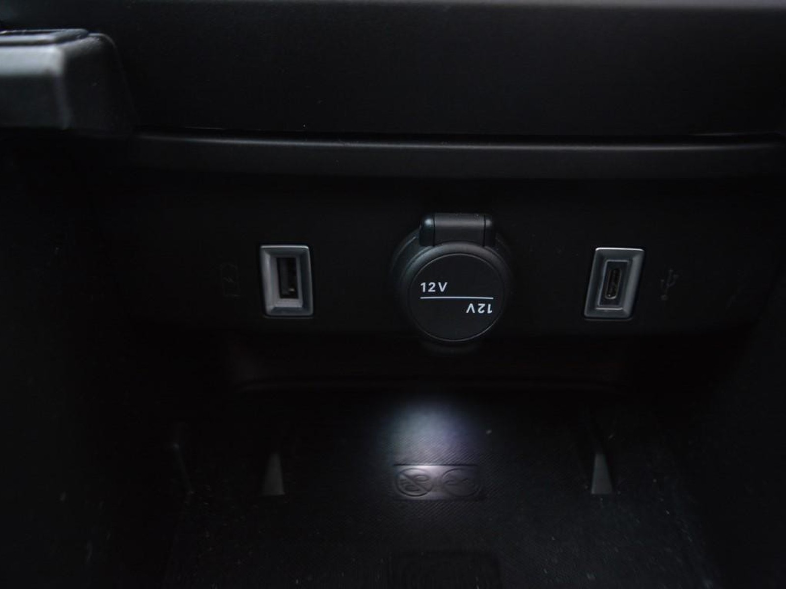 17 - Fiat 600 1.2 hybrid 145cv edct
