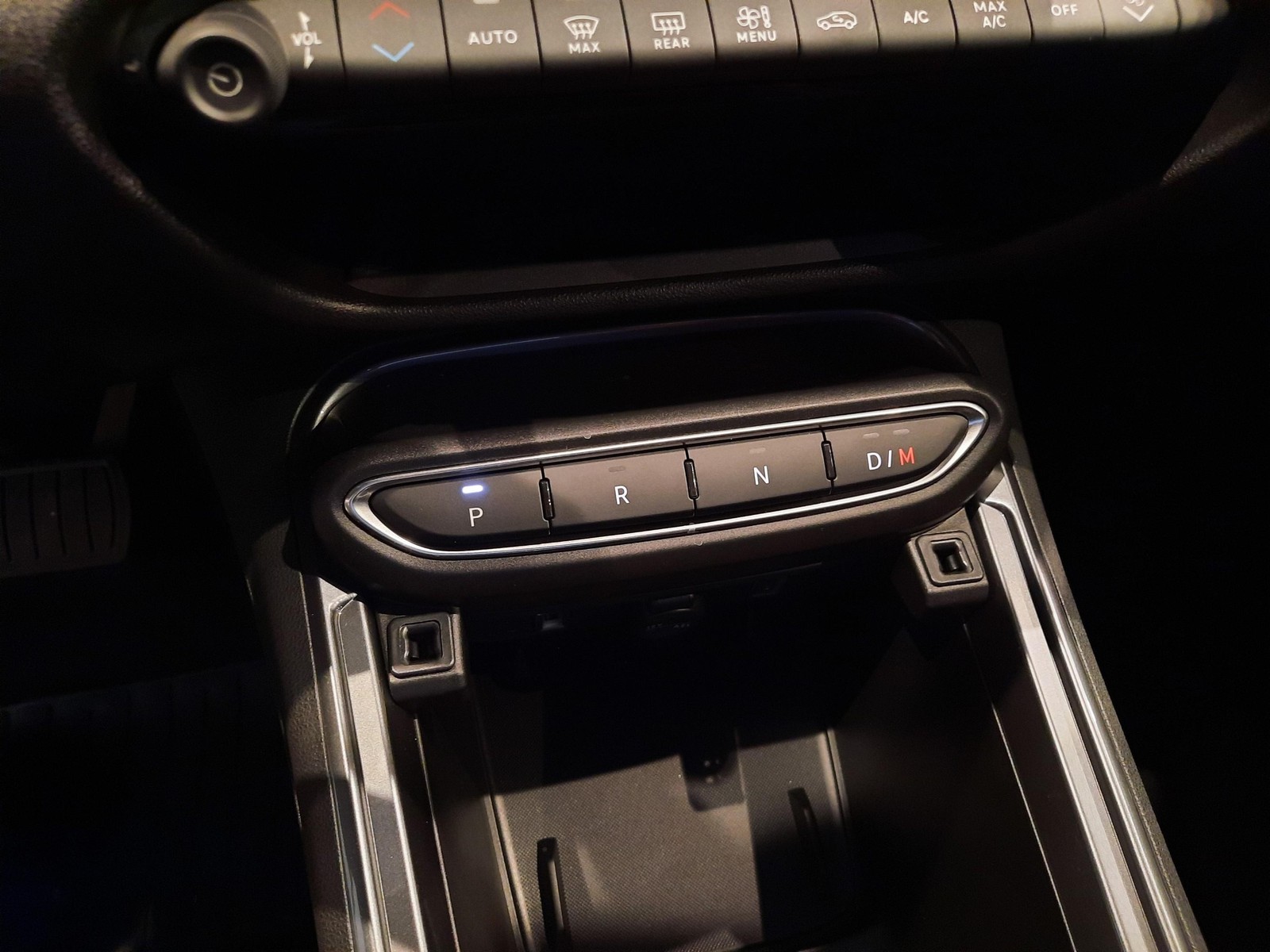 11 - Fiat 600 1.2 hybrid 110cv sport edizione milano cortina 2026 edct