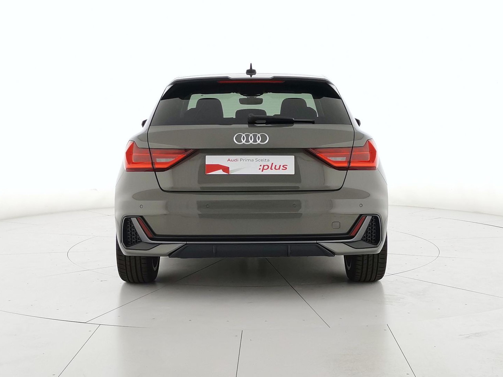 15 - Audi A1 sportback 30 1.0 tfsi 116cv s line edition s tronic