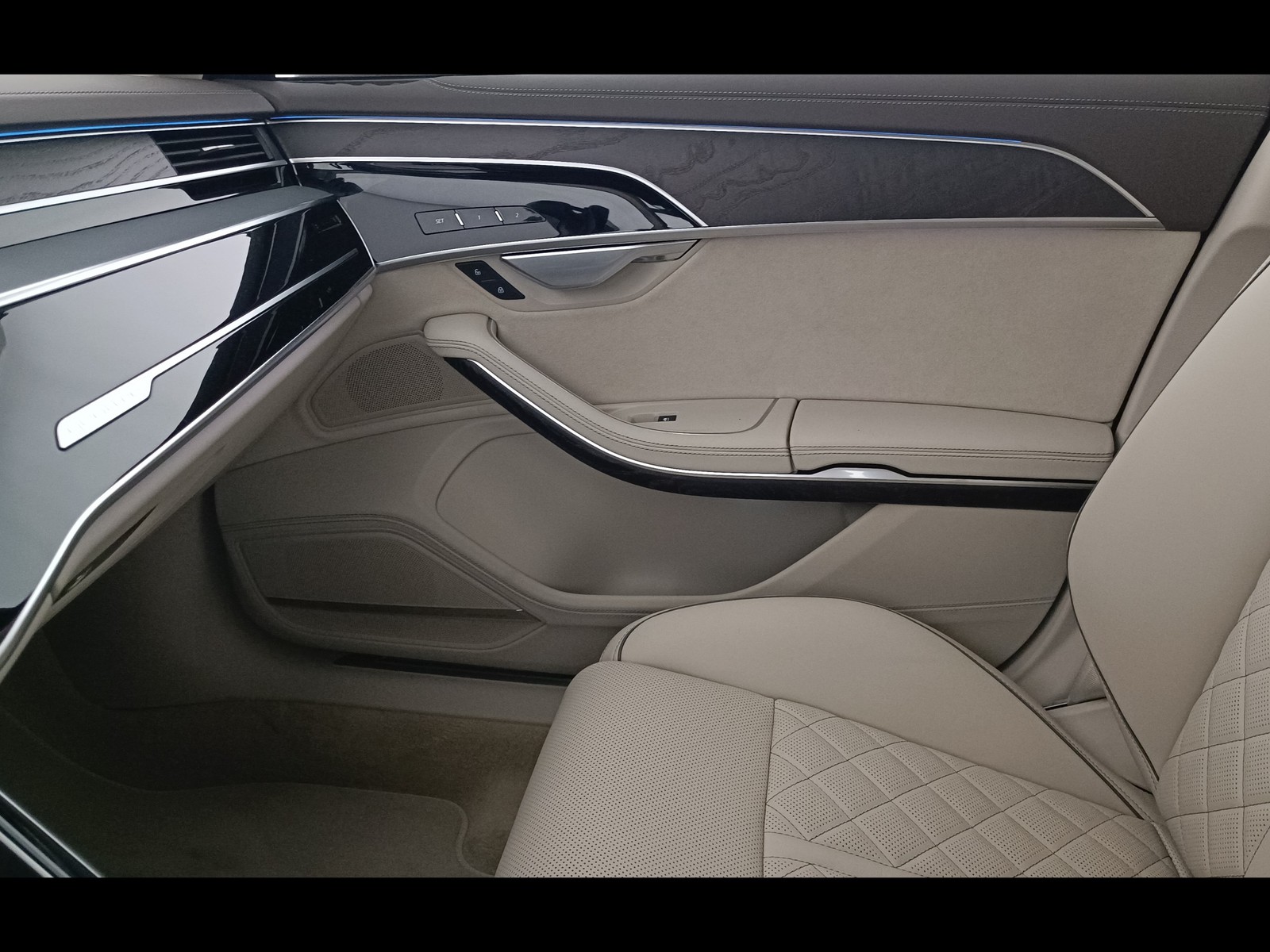 11 - Audi A8 50 3.0 v6 tdi mhev quattro tiptronic