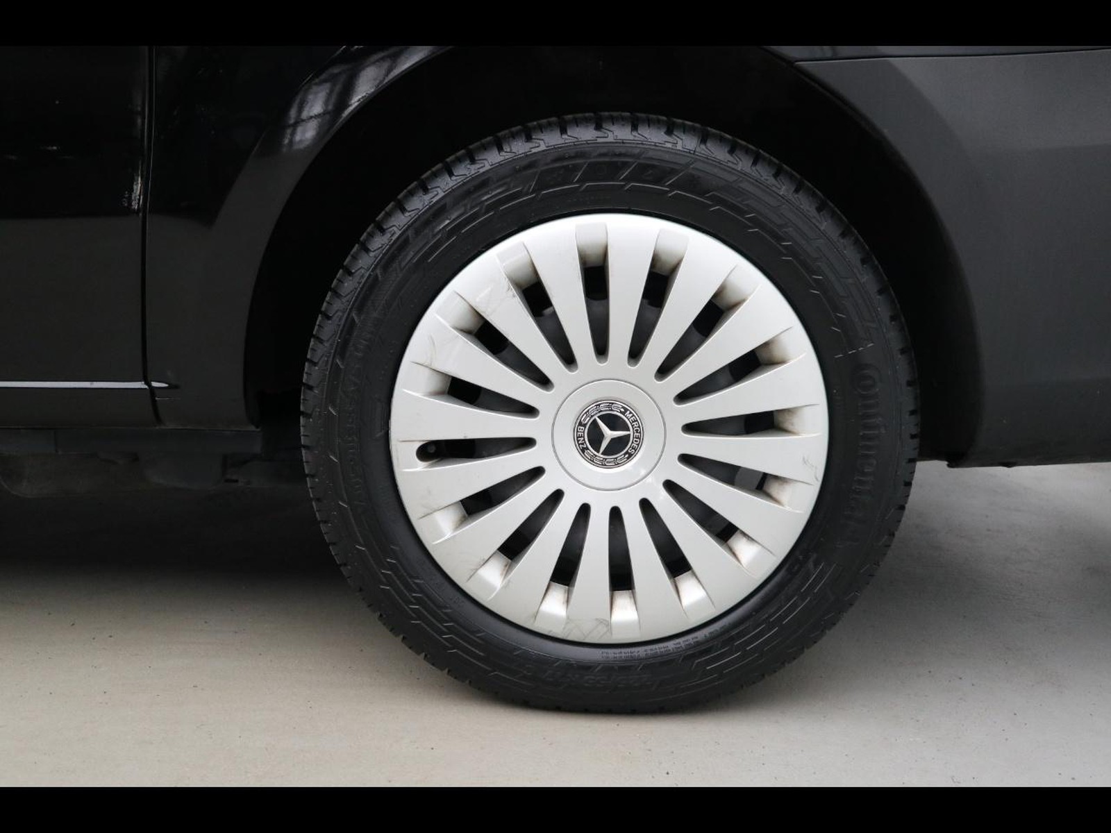 4 - Mercedes Vans Vito 114 cdi long tourer auto my20