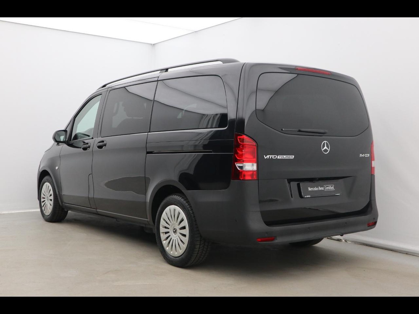 5 - Mercedes Vans Vito 114 cdi long tourer auto my20