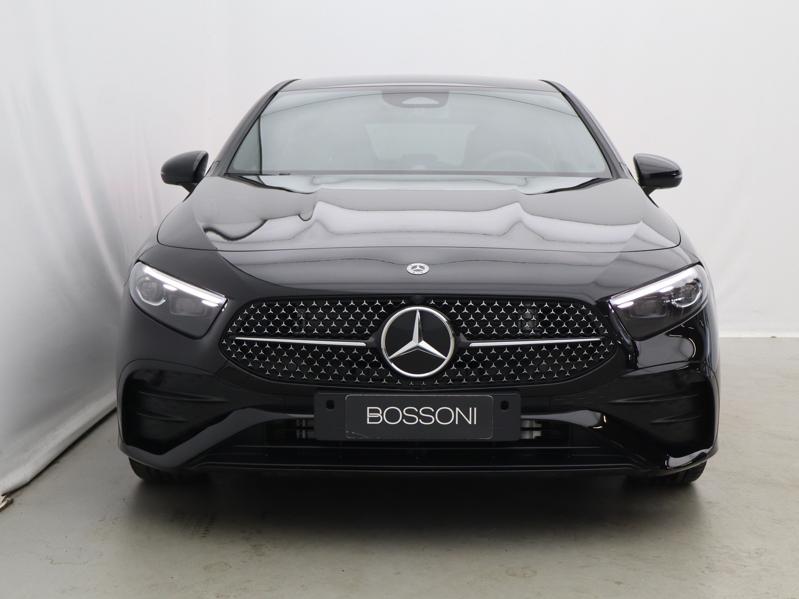 2 - Mercedes Classe A 200 d amg line premium speedshift dct amg 8g