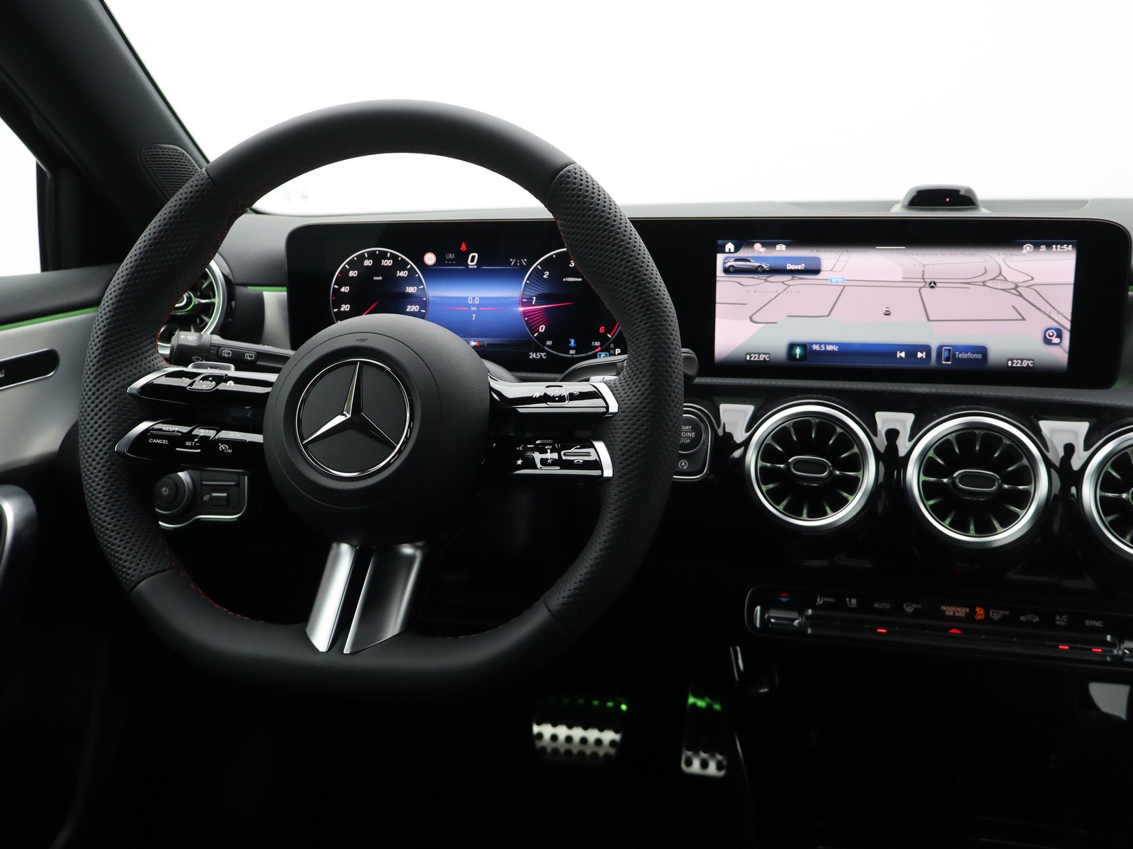 12 - Mercedes Classe A 200 d amg line premium speedshift dct amg 8g