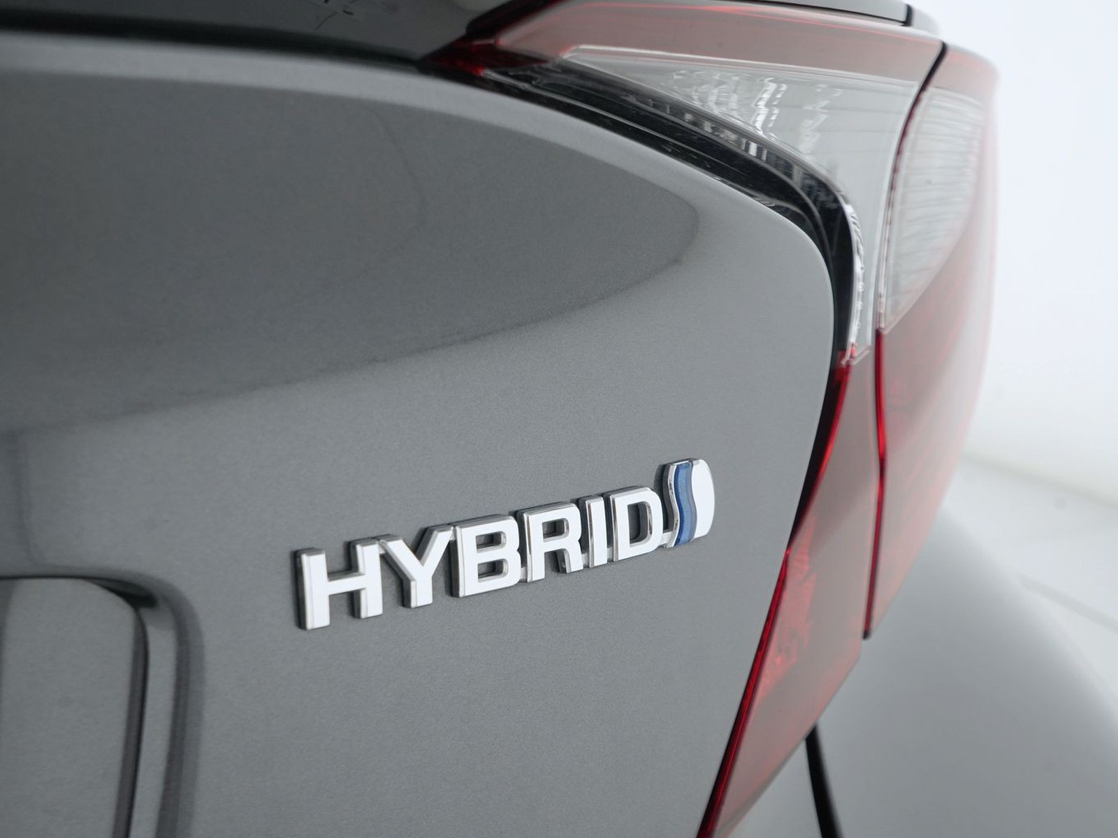 38 - Toyota C-HR 1.8 hybrid trend e-cvt