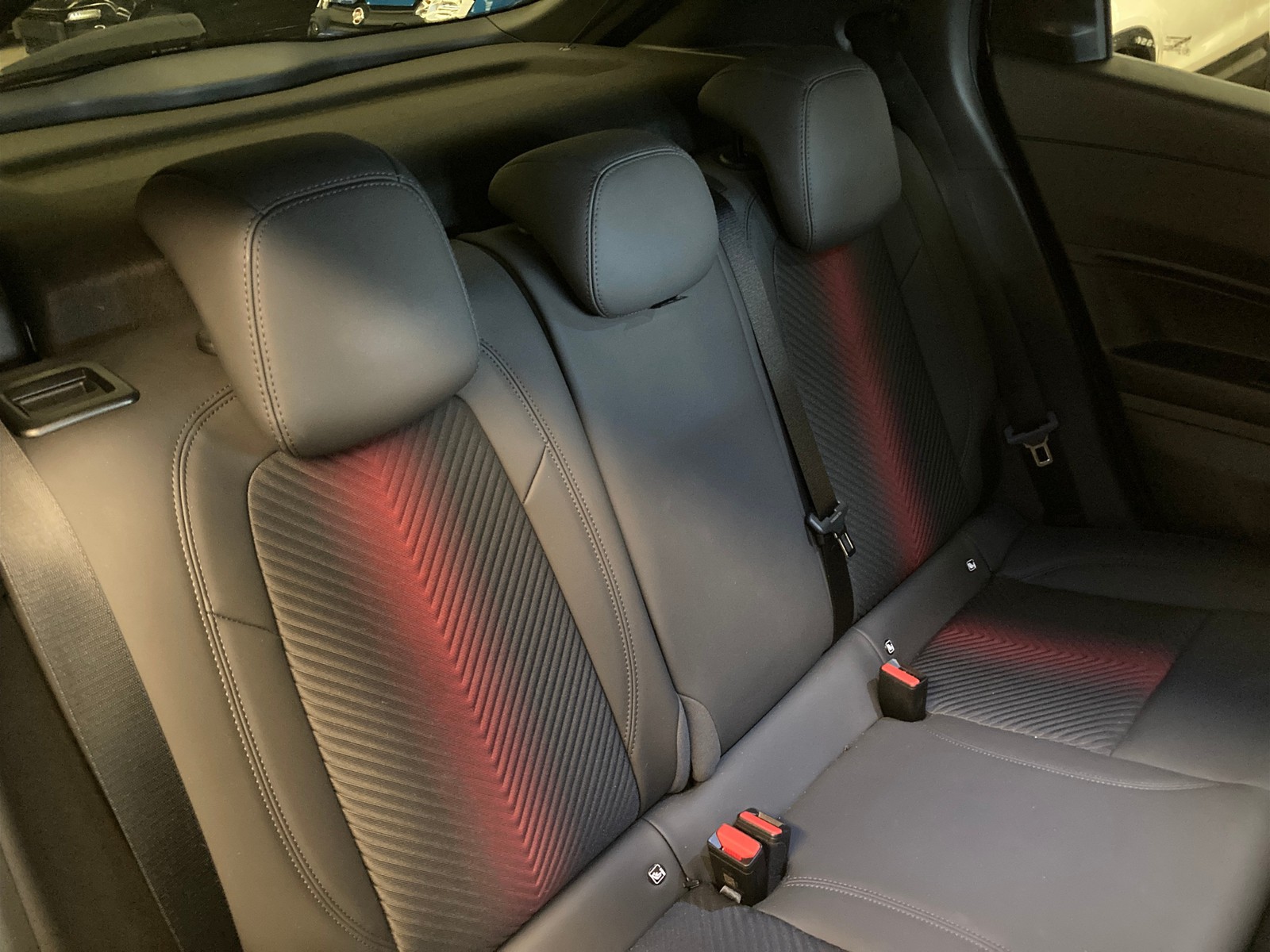 10 - Alfa Romeo Junior 1.2 hybrid 145cv ibrida speciale edct6