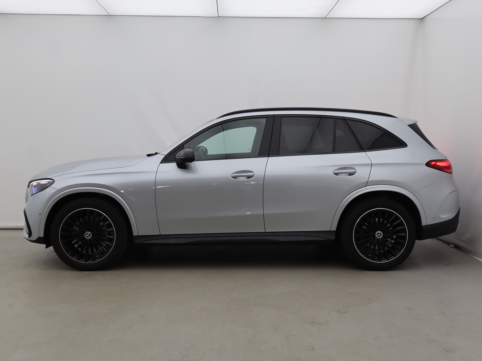 3 - Mercedes GLC suv 200 d amg line advanced 4matic 9g-tronic