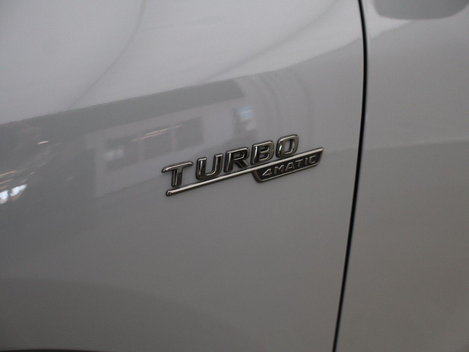 21 - AMG GLA amg 35 premium amg 4matic 8g-dct