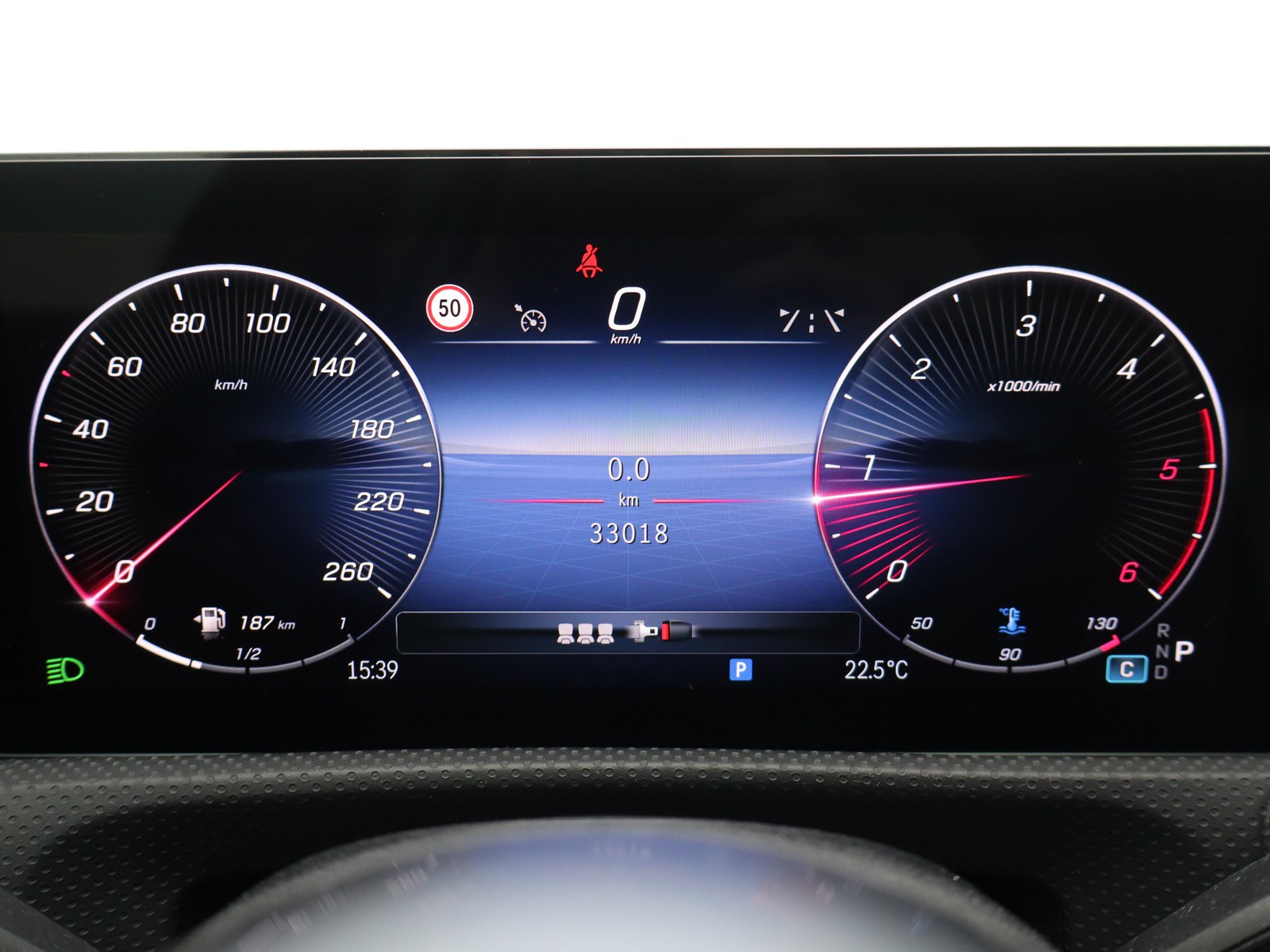9 - Mercedes Classe A 180 d progressive advanced plus speedshift dct amg 8g
